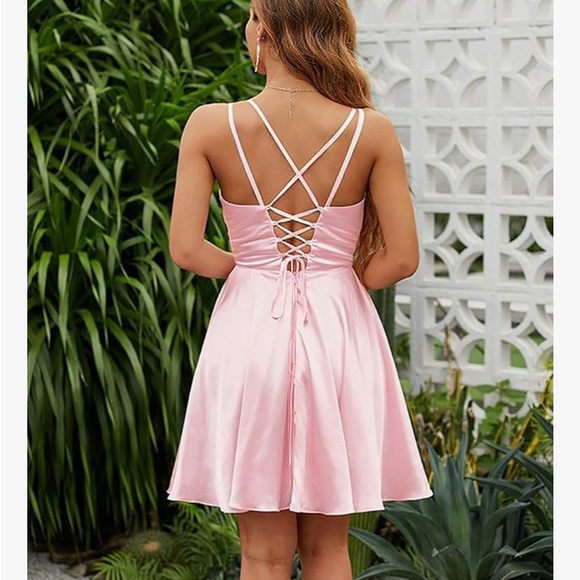 Satin Prom/Wedding/Engagement/Party/Cocktail White Dress, size 2 - Picture 3 of 4